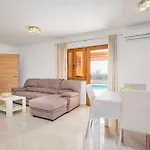 וילה Ana In Istria For 12 Persons With Private Saltwater Pool