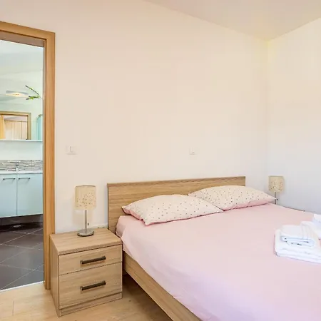 Ana For 12 Persons With Private Saltwater Pool Villa