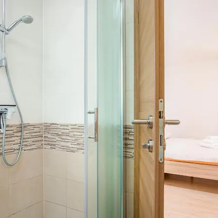 Ana For 12 Persons With Private Saltwater Pool * Jursici